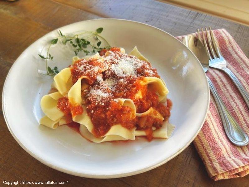 Papparelle Bolognese-style